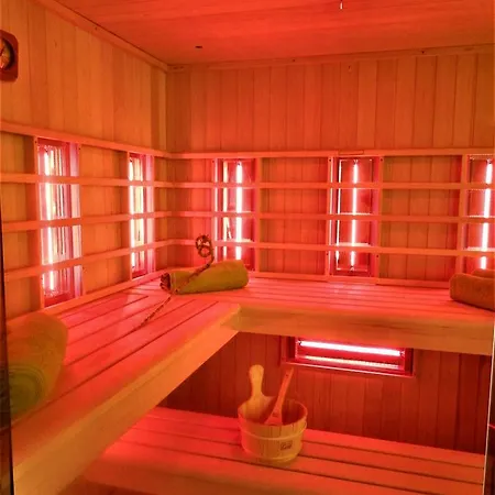 Bartok Ter Panzio 3*