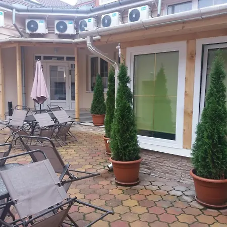 Bed & Breakfast Bartok Ter Panzio Eger